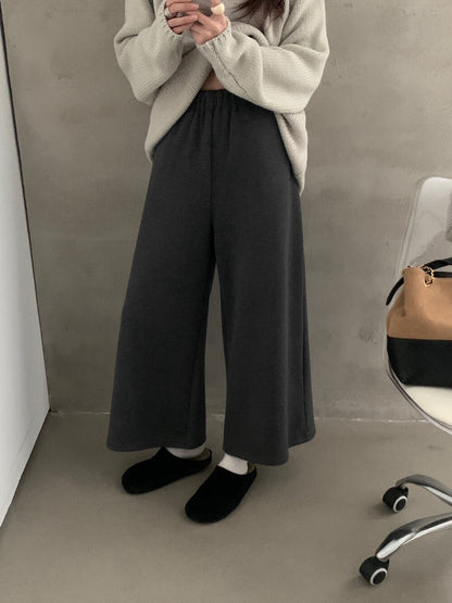 // 超軟糯後口袋羊毛糯米褲