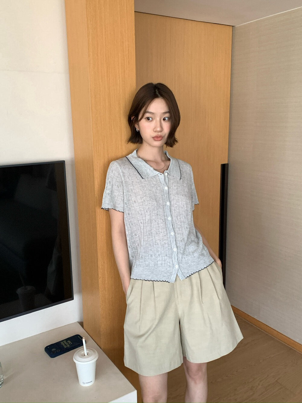 // 復古法式鏤空鈎花撞色包邊短袖NT