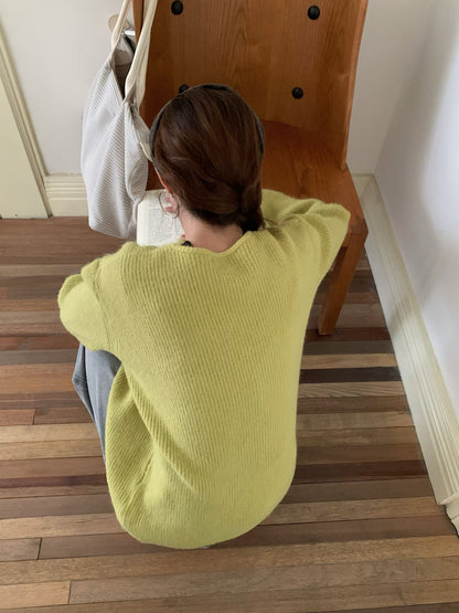 // 12色超美色系V領排扣羊絨紗CD