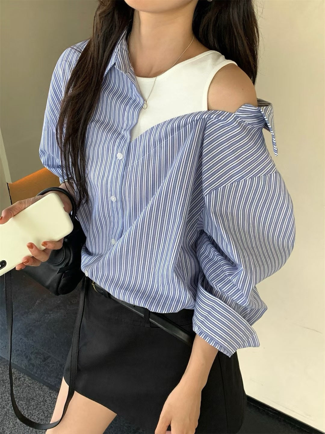// 設計感假兩件露肩背心恤衫