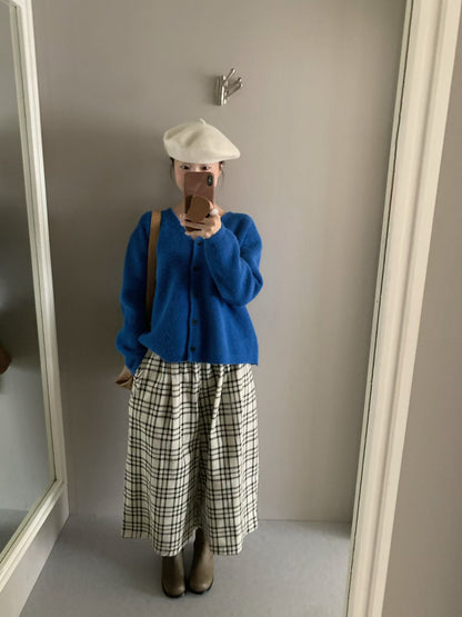 // 12色超美色系V領排扣羊絨紗CD