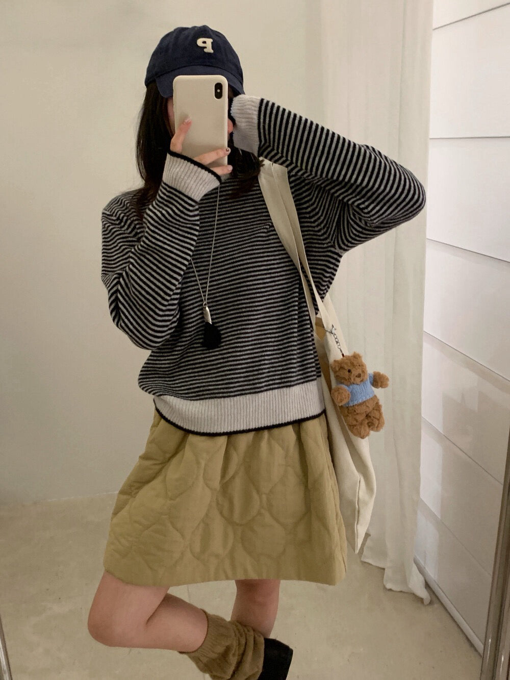 // 100%wool細間條包邊毛衣