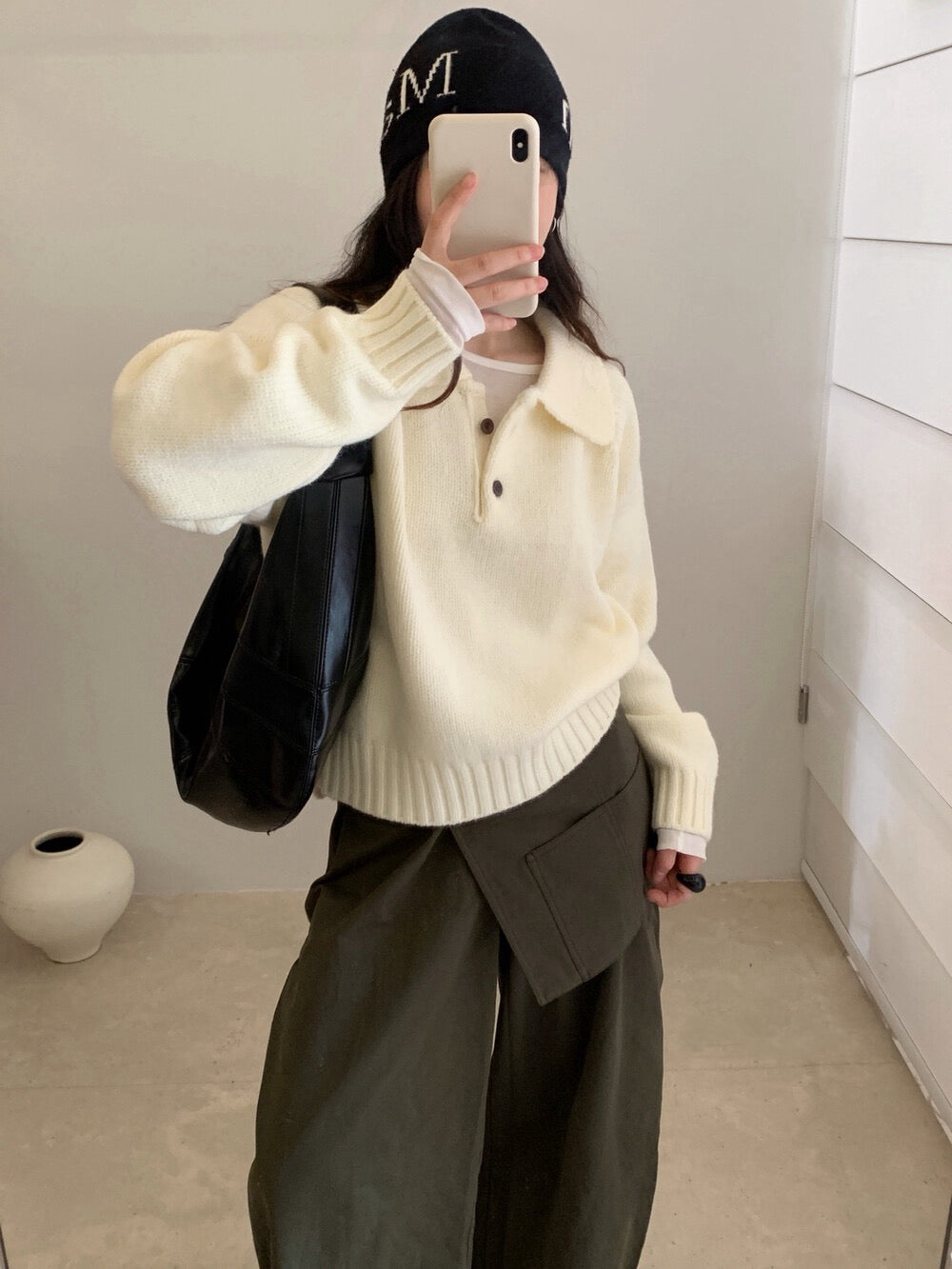 // 超韓領鈕扣粗坑紋翻領毛衣