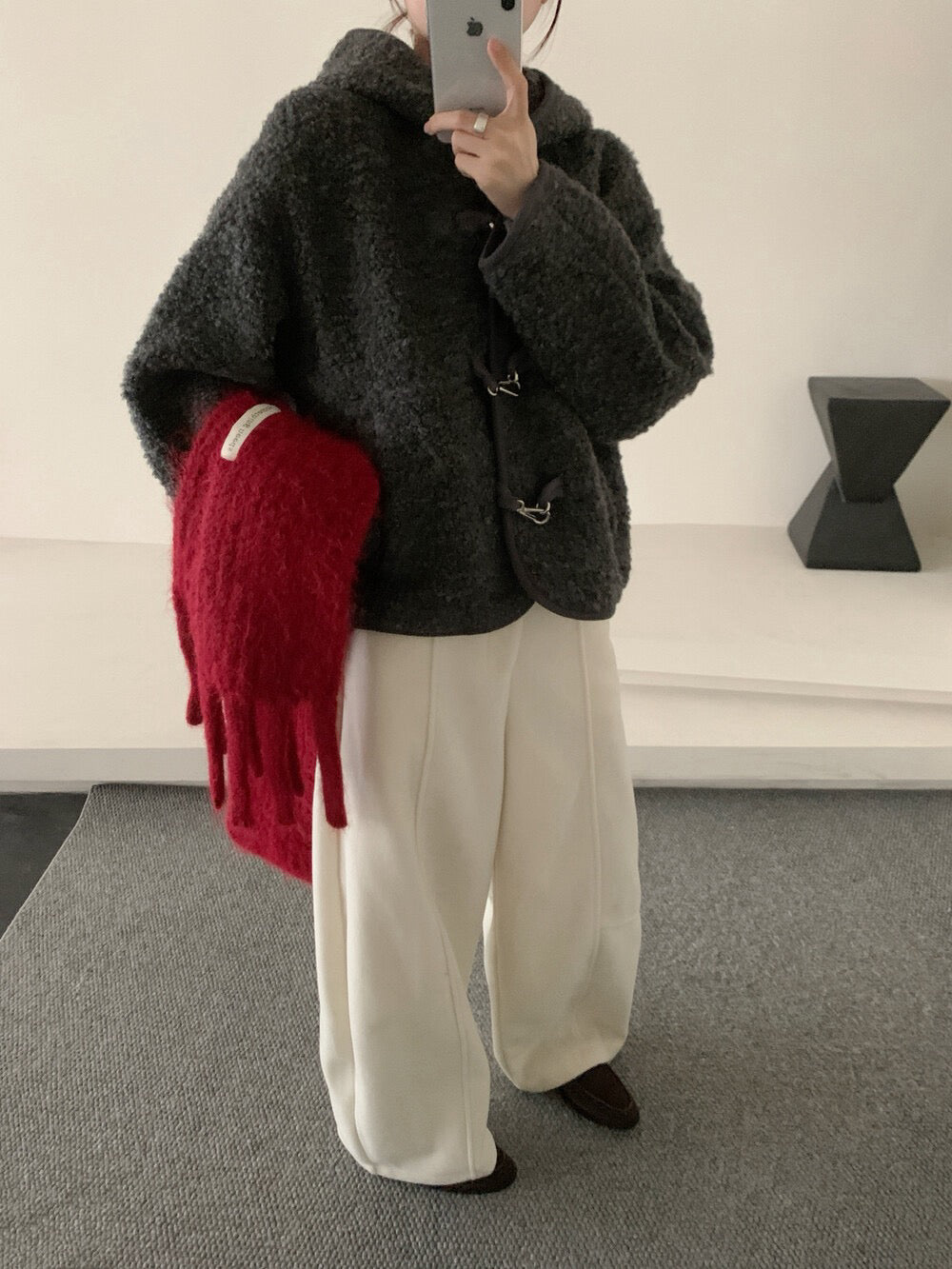 //65%羊毛特別鈕扣羊羔毛連帽外套