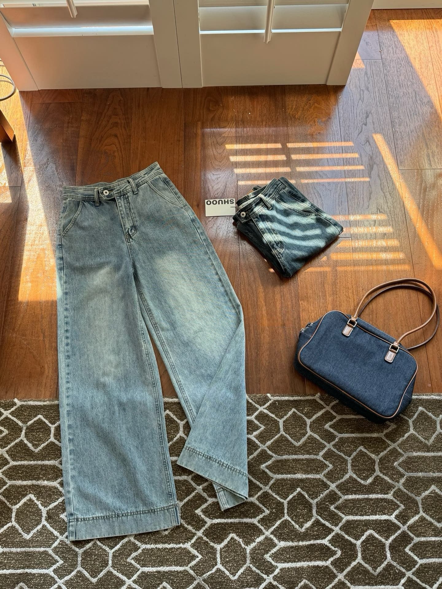 // 搭扣褲頭超顯腿長全長牛仔褲