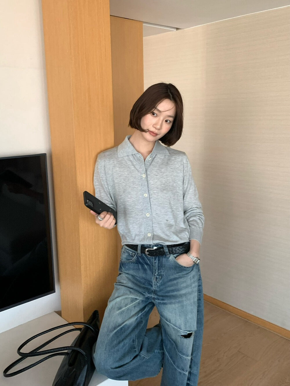 // 簡約風翻領排扣針織上衣