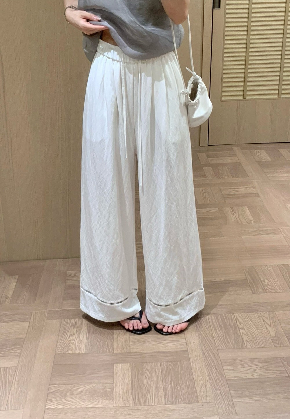 P04 / 超舒服鏤空褲腳設計休閒褲