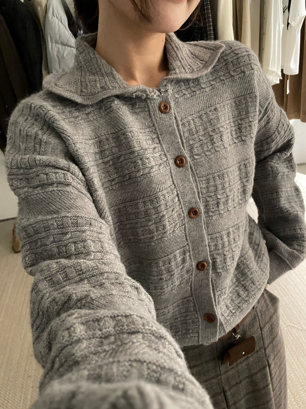 // 四色肌理感織紋翻領CD