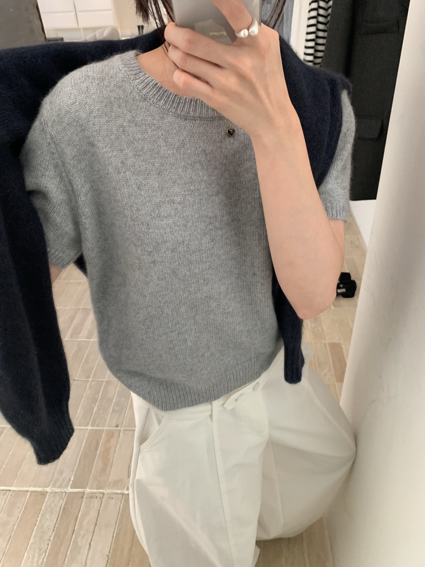 // 溫柔毛茸感raccoon短袖NT￼
