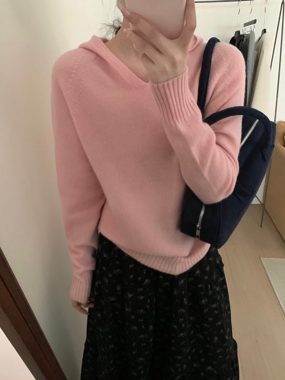 // 100%綿羊毛無縫一體連帽NT