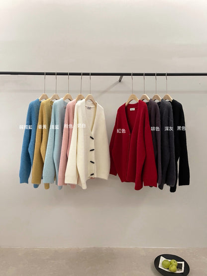 // 超軟糯寬鬆中長牛角鈕CD