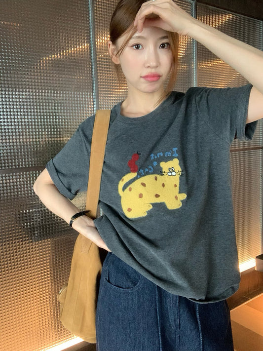 // 可愛小貓刺繡親膚磨毛感TEE
