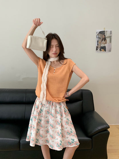 // 簡約小鈕扣飛飛袖紗線針織上衣