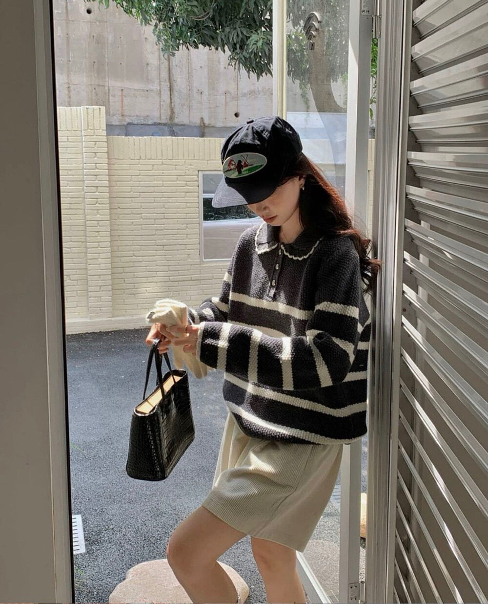 // 好美的撞色包邊花邊領間條開鈕NT