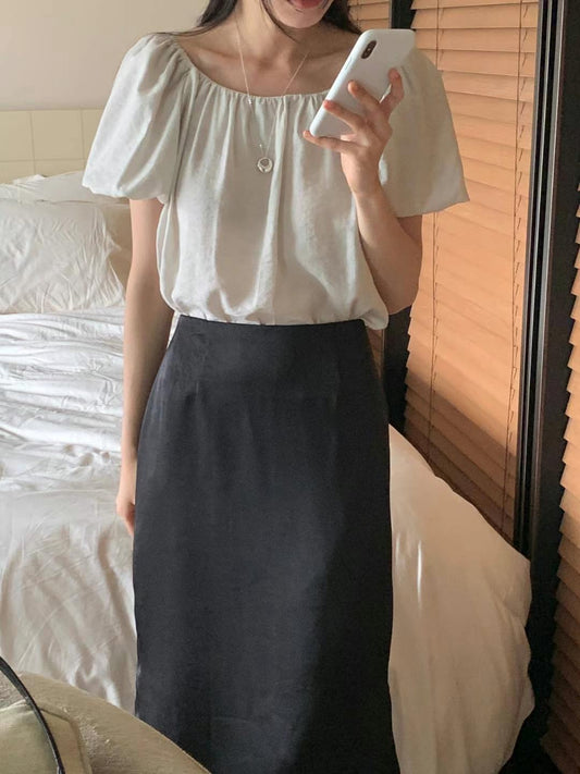 // 兩種穿法光澤感泡泡袖BL