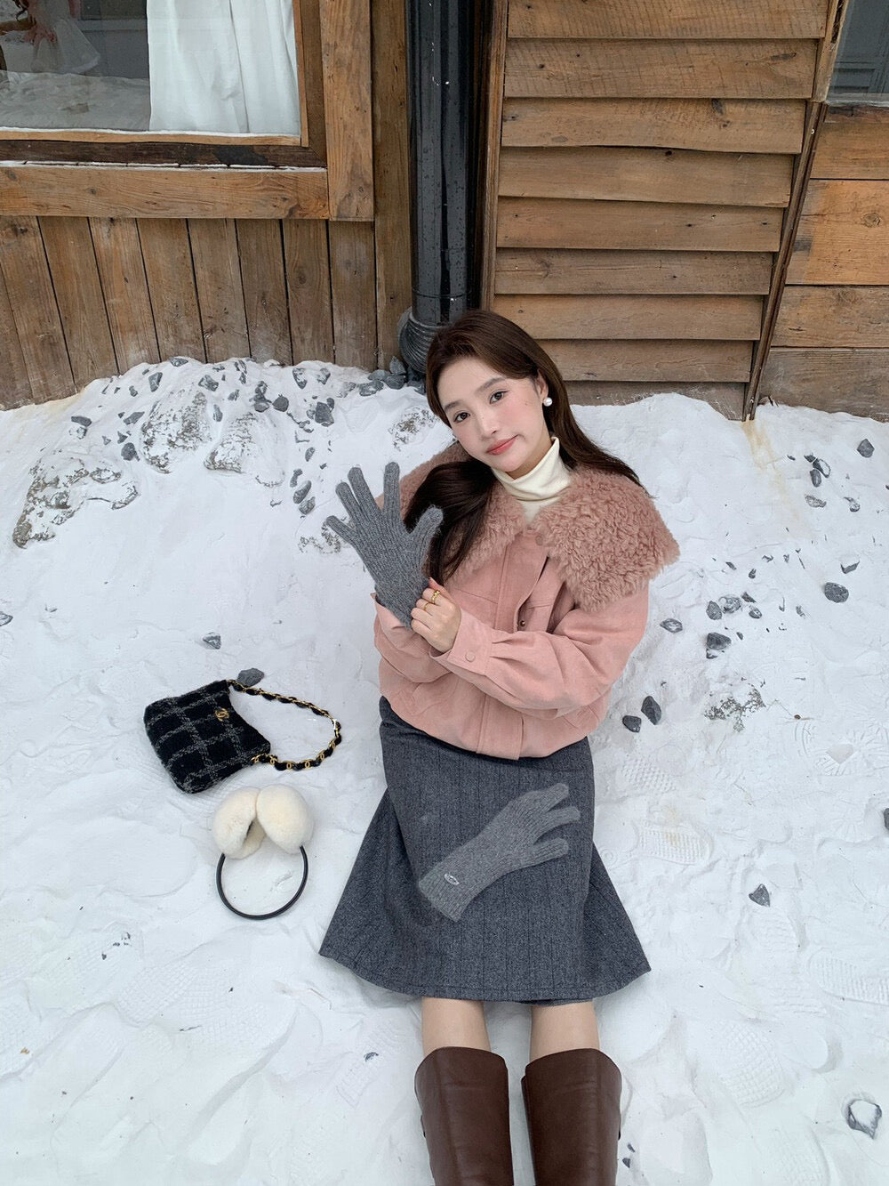 // 設計感毛毛大翻領夾棉短款JK