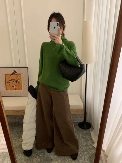 // 45%綿羊毛立領開叉袖花花鈕NT