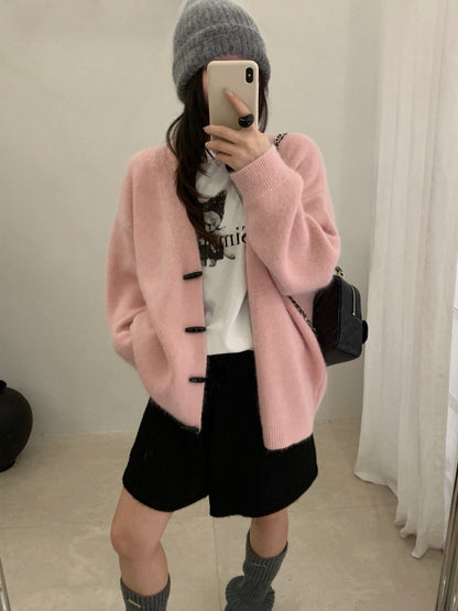 // 超軟糯寬鬆中長牛角鈕CD