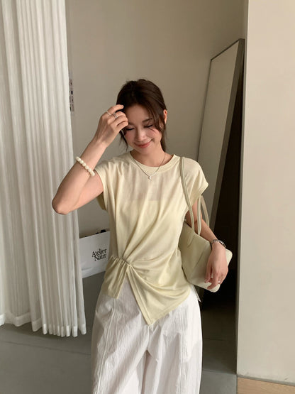 // 小飛袖不規則皺褶TEE