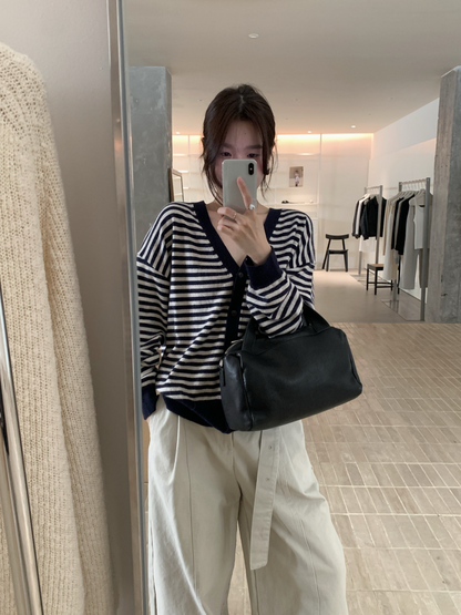 // 超軟糯兔絨間條CD