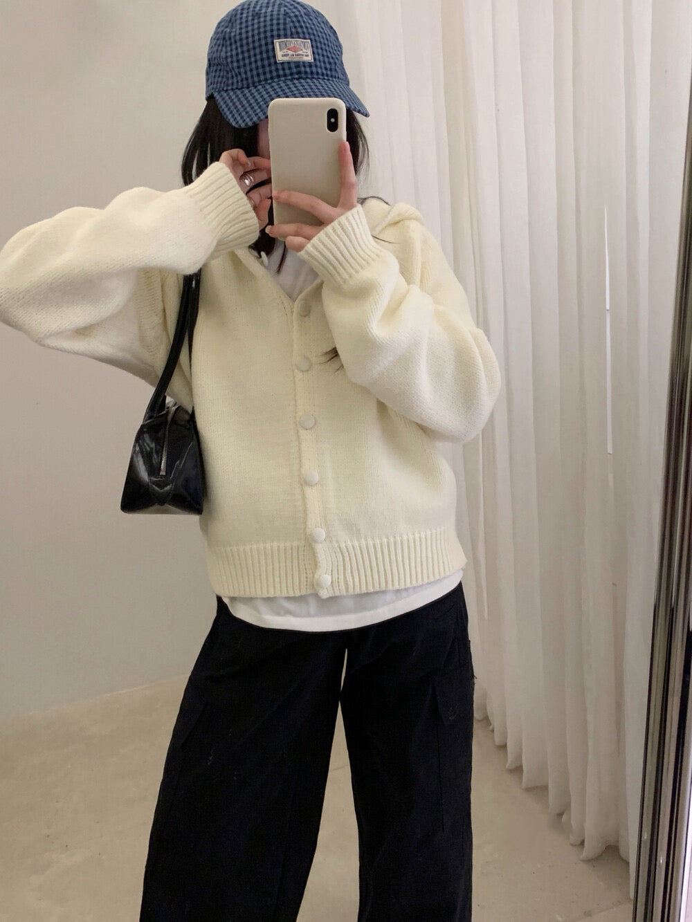 // 質感包扣連帽排扣毛衣