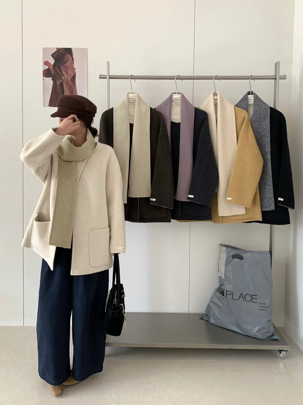 // 超氣質內撞色簡潔圓領100%手工雙面羊毛外套(連頸巾)