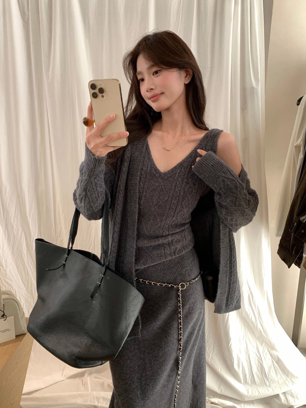 T11 / 慵懶顯瘦麻花吊帶+外套+半裙三件套