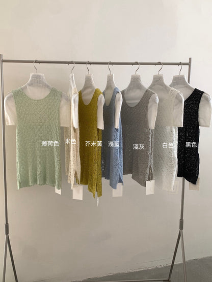 // 鏤空織紋側開叉背心