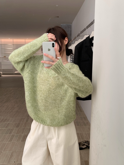 // 慵懶感滿滿V領針織毛衣