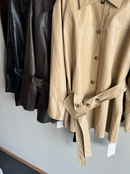 // vintage油蠟皮連腰包腰帶翻領中長外套