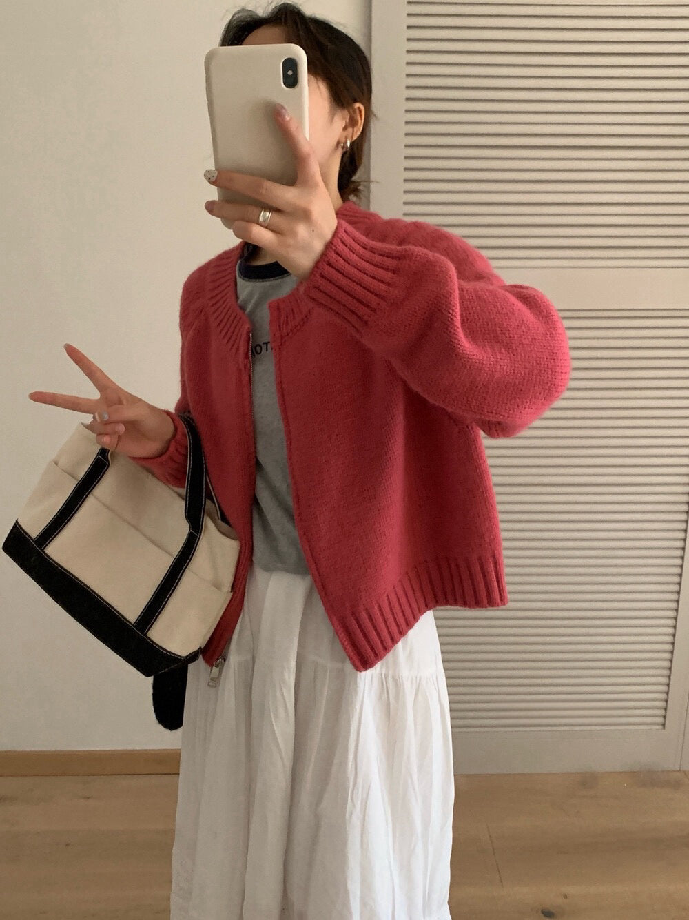 // 檔口爆款10色落肩拉鍊圓領CD