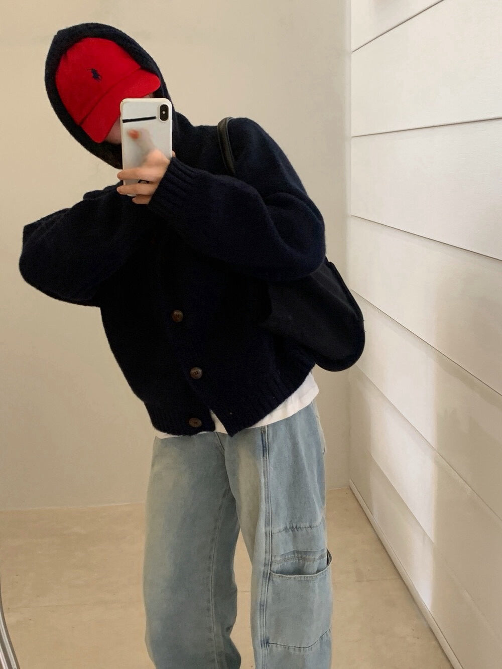 // 八色織紋邊連帽冷外套