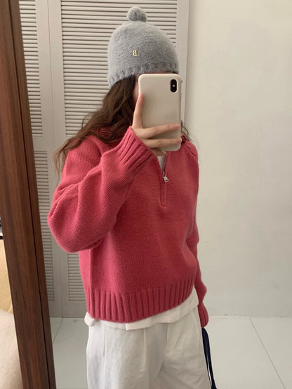 // 半拉鍊直坑紋領套頭NT