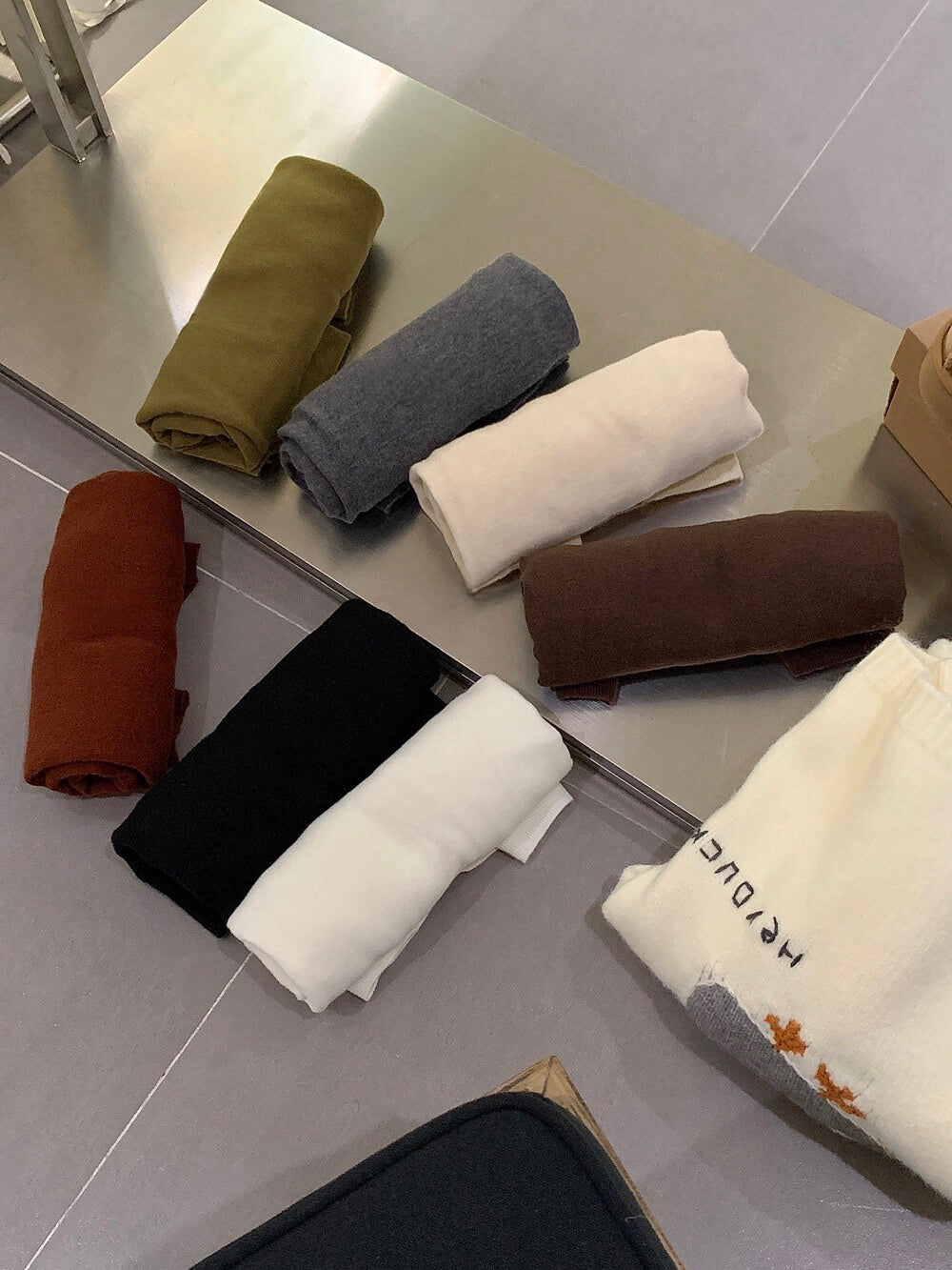 // 5%wool 20色親膚針織上衣