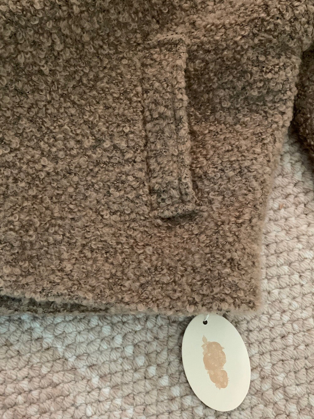 // 可立領圈圈絨一粒鈕簡約外套