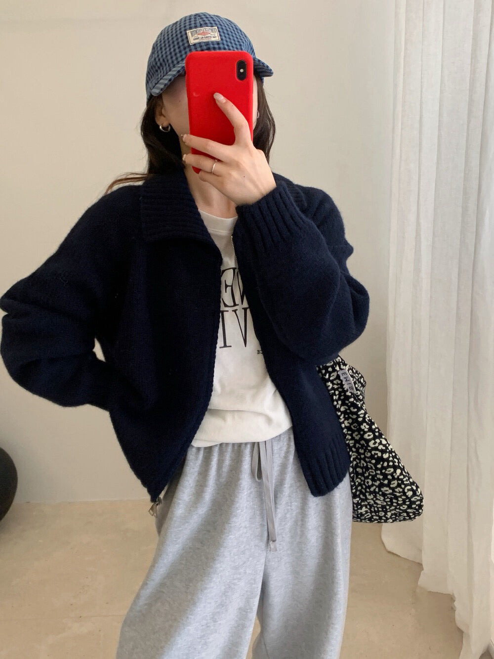 // 直坑紋大翻領上下拉鍊落肩CD