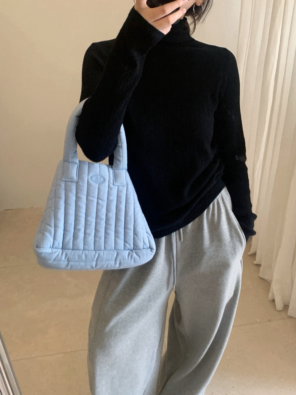 // 6%羊毛肌理感堆堆領上衣