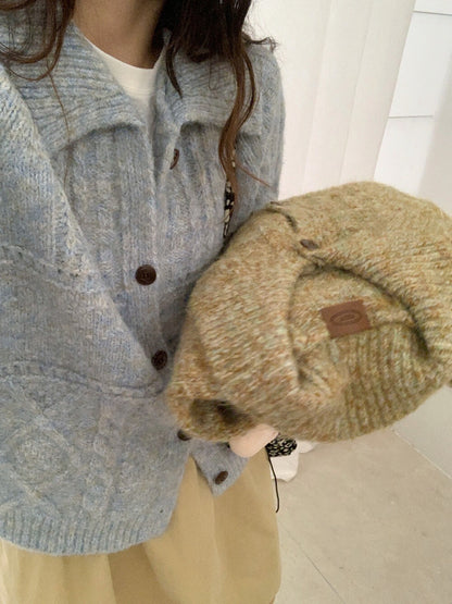 // 8%wool彩紗線菱格麻花翻領CD