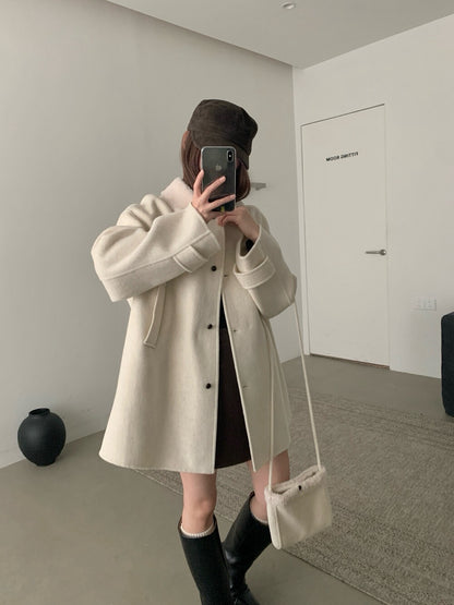 // 100%羊毛拼毛毛領中長手工外套(連袋仔)