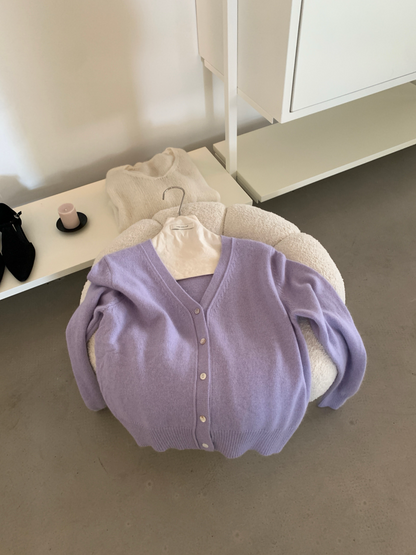 // 超soft兔絨V領CD