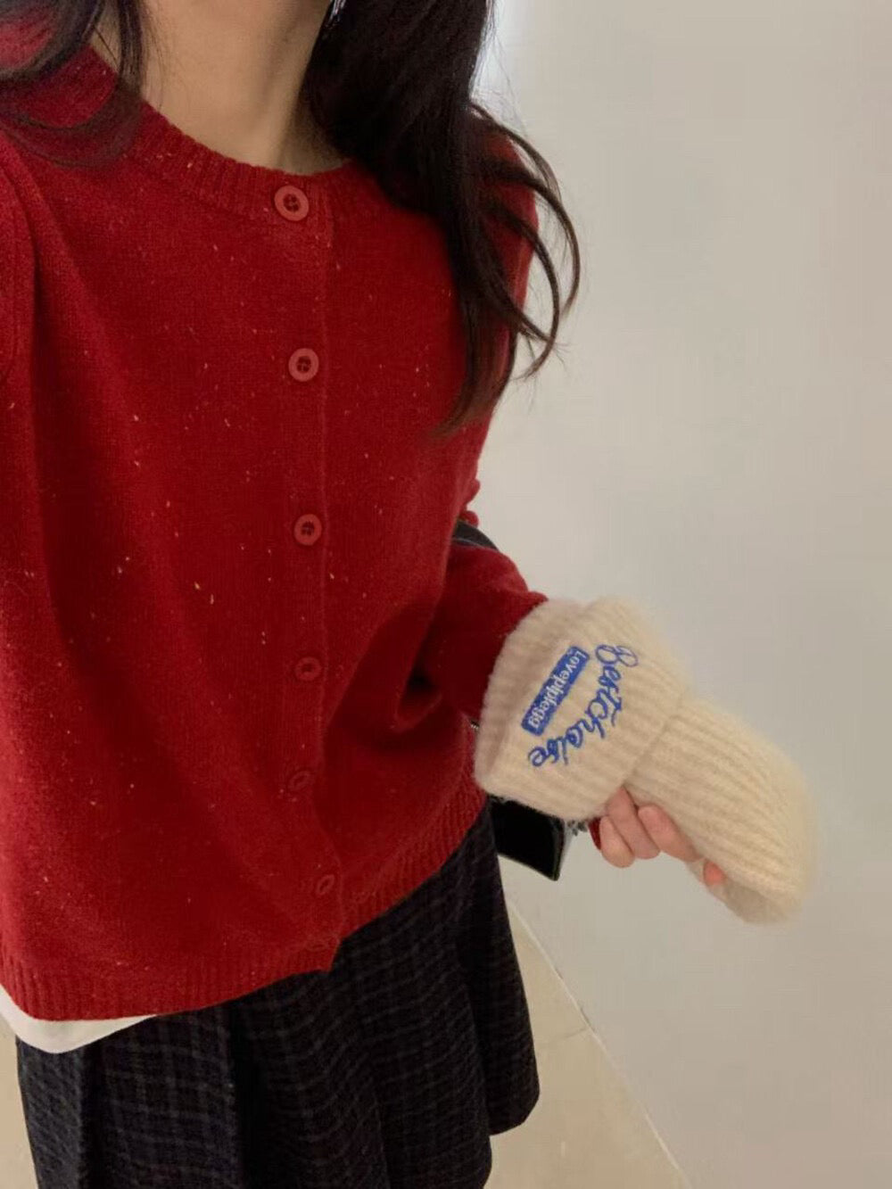 // 100%羊毛混點圓領CD