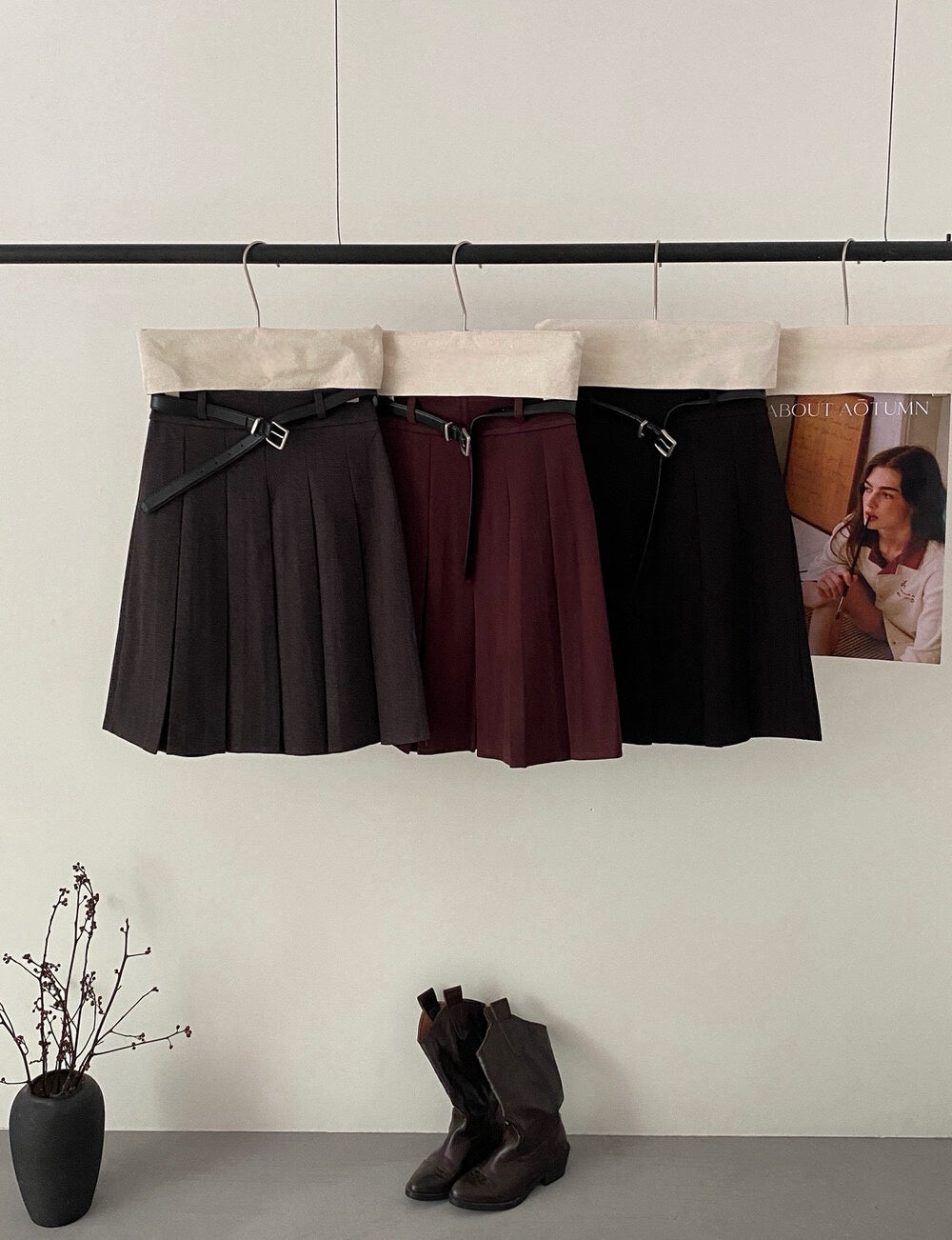 // 連腰帶定位壓褶毛呢五分裙