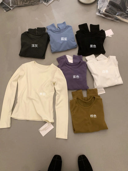 B226 / 親膚絨感淨色圓領長袖TEE