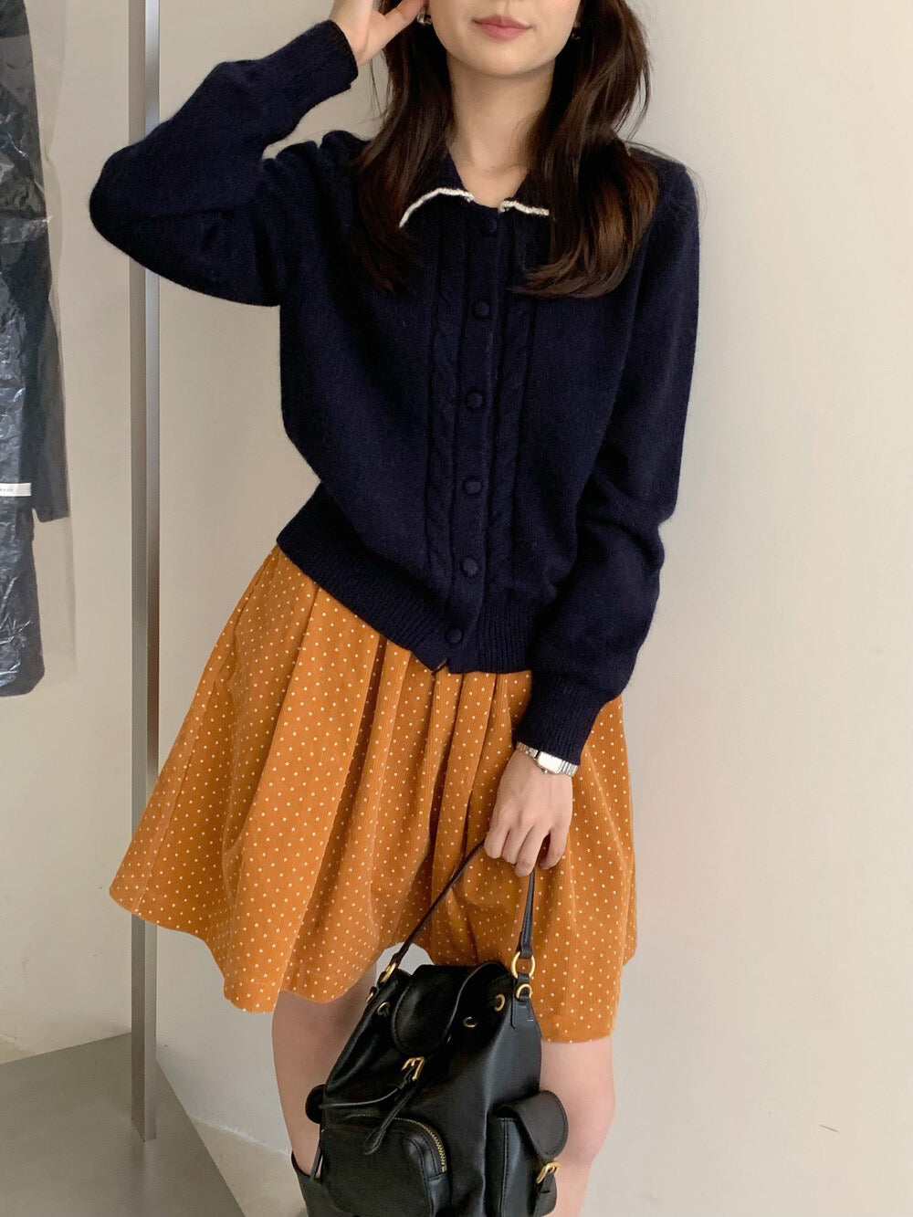 // 10%兔絨撞色花邊領拼麻花紋NT