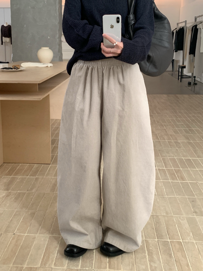 // 小復古感橡筋腰燈芯絨褲