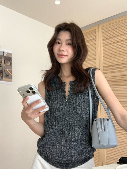 // 高級感半拉鍊直織紋背心