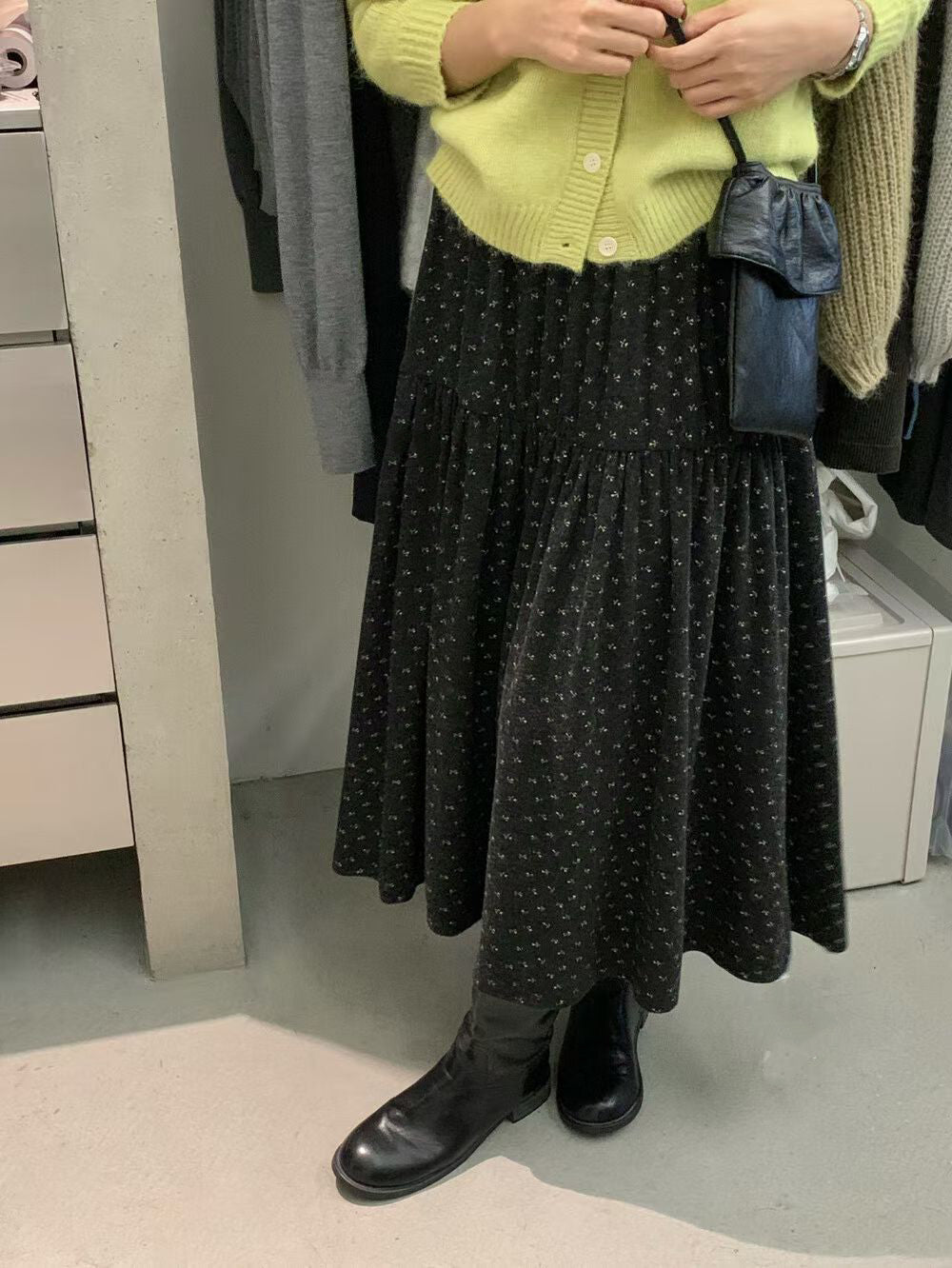 // 絨感小碎花蛋糕中裙