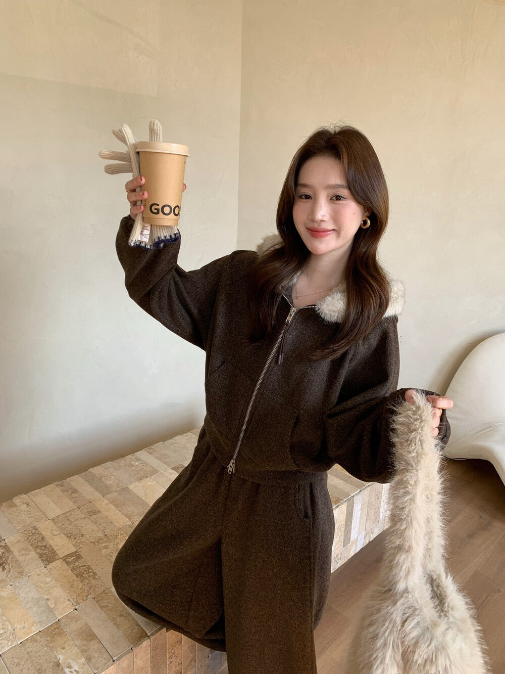 // 毛毛領衛衣外套+休閒褲套裝