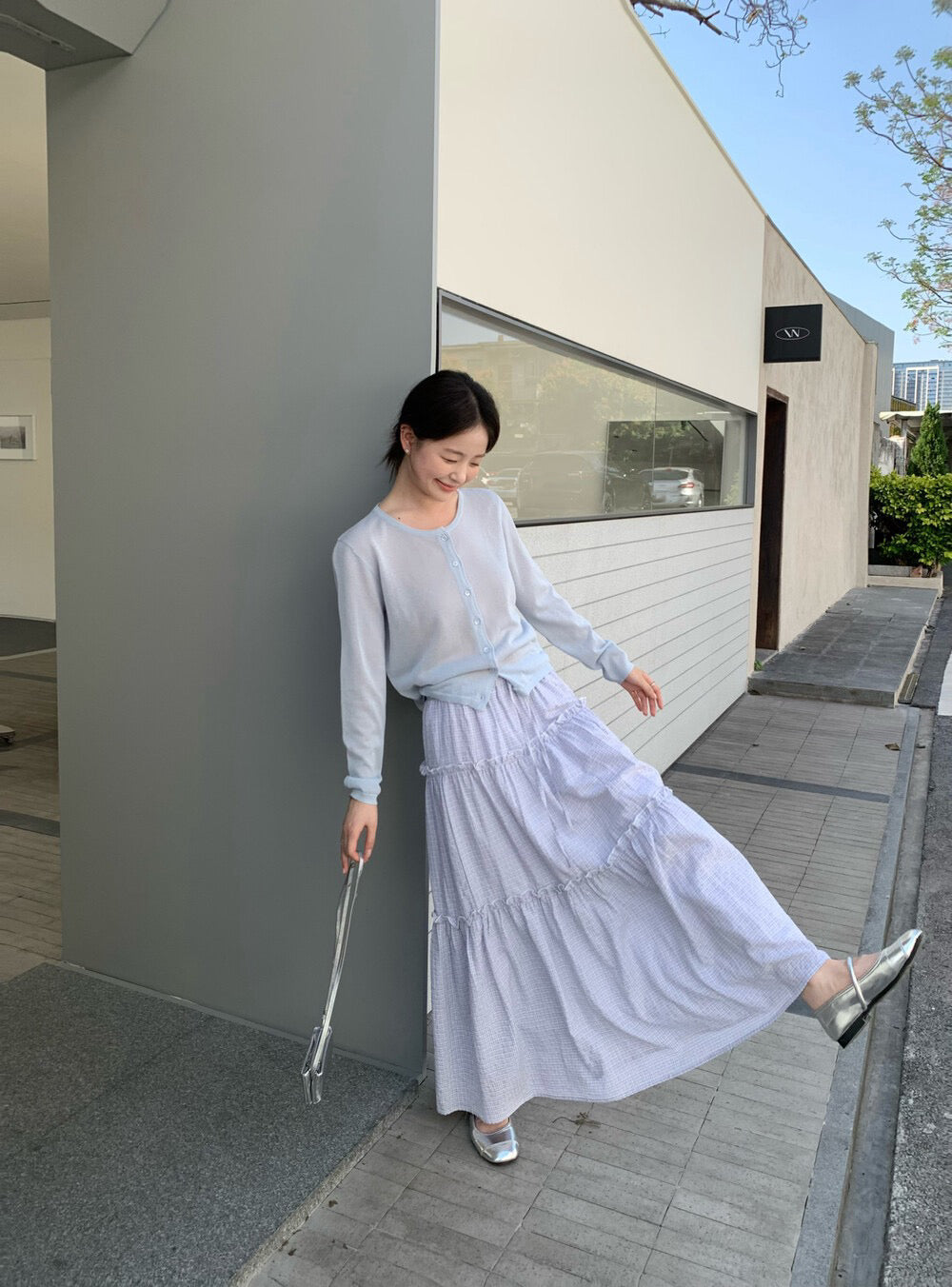 // 減齡款細格紋花邊層層中裙