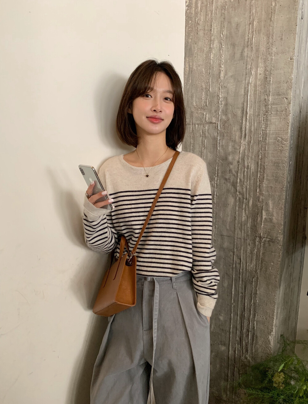 // 法式氣質間條針織上衣